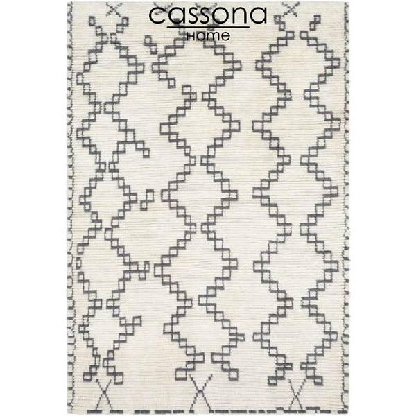 AREA RUG 17